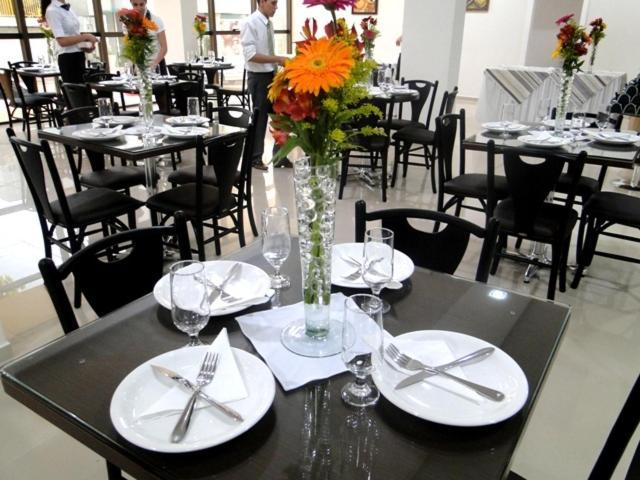 Hotel Maestro Executive Toledo Toledo  Kültér fotó