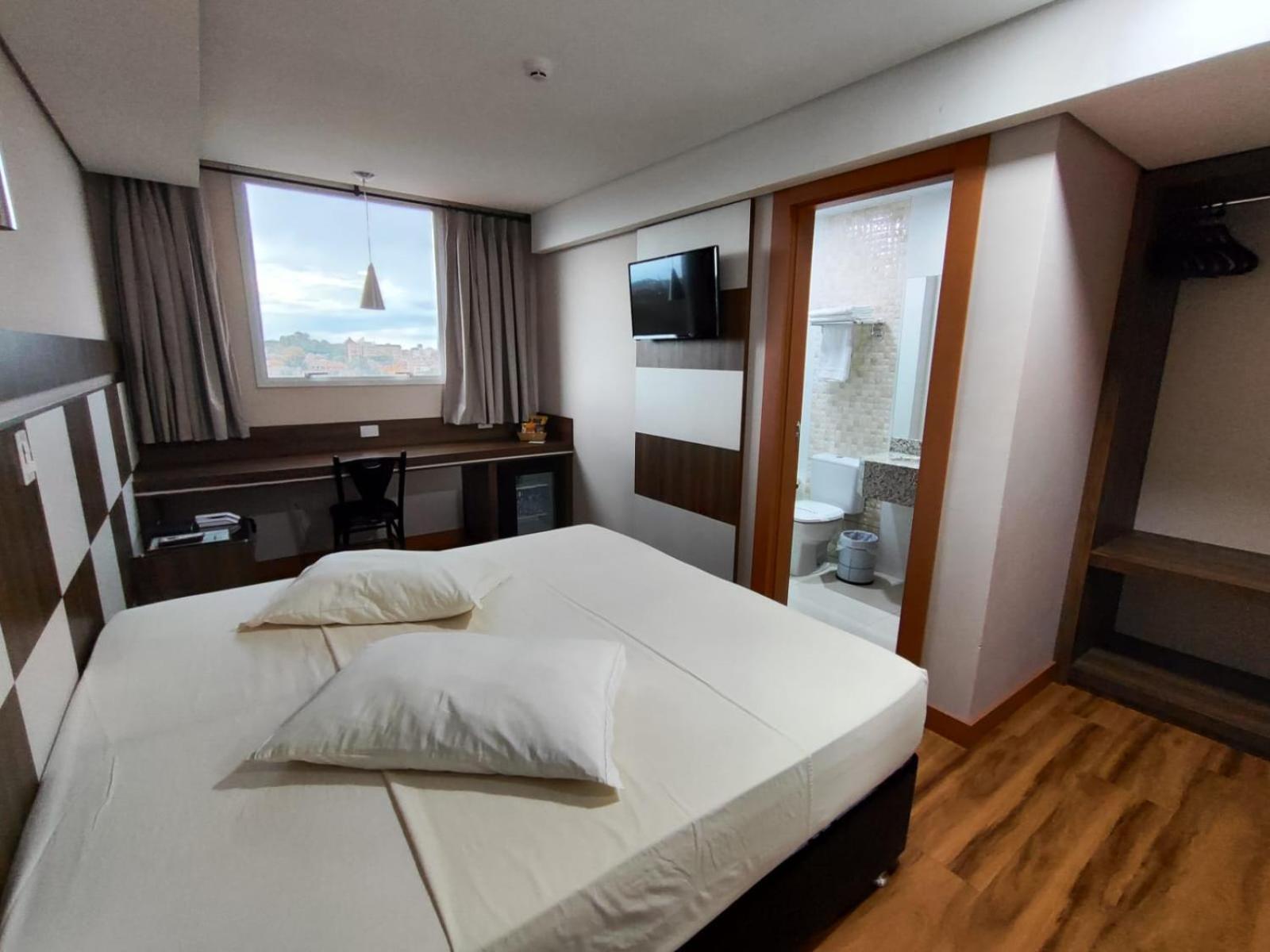 Hotel Maestro Executive Toledo Toledo  Kültér fotó